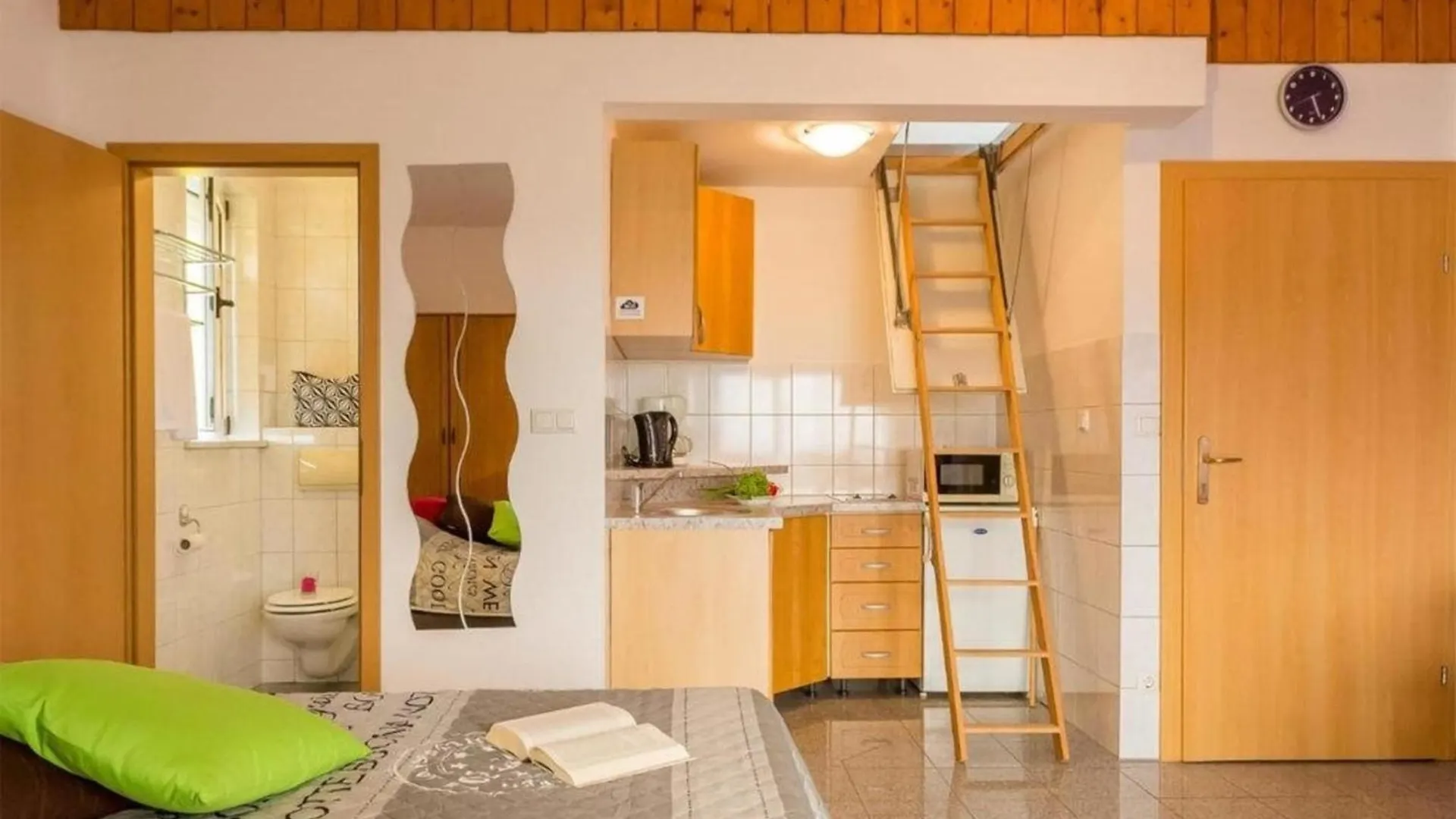 Apartment Ferienwohnung Fuer 3 Personen Ca 30 Qm In Pula, Istrien Istrische Riviera